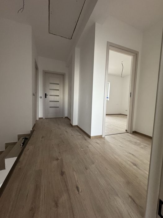 DUPLEX  / Casa de vanzare, Bragadiru \ 4 CAMERE
