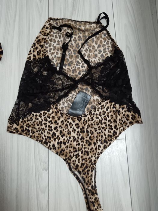 H&M,  compleu animal print