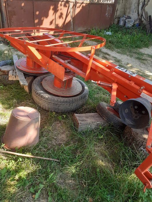 Cositoare dupa tractor