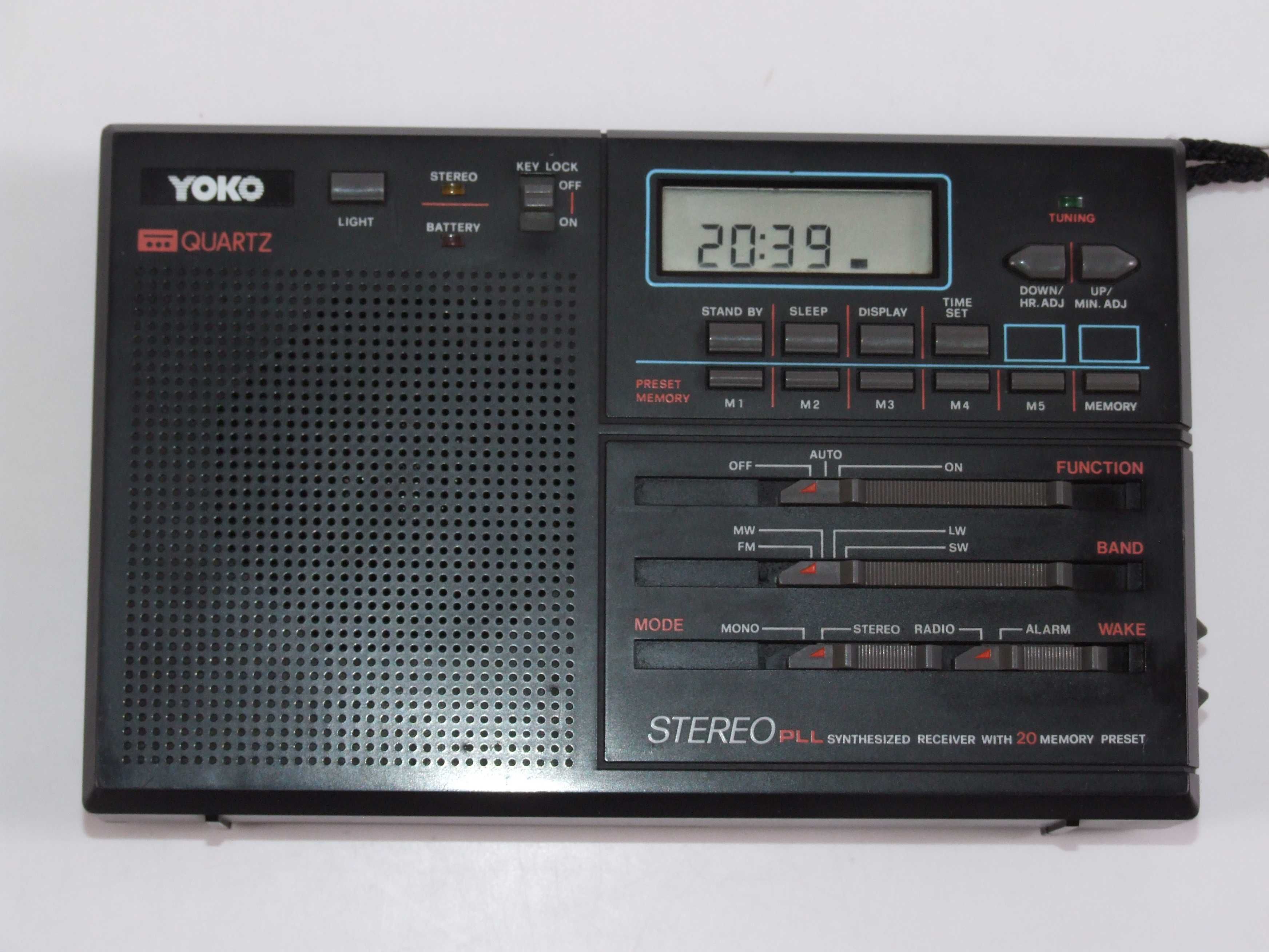 Radio YOKO stereo, 4 lungimi de unda, PRACTIC (priza + baterii), NOU !