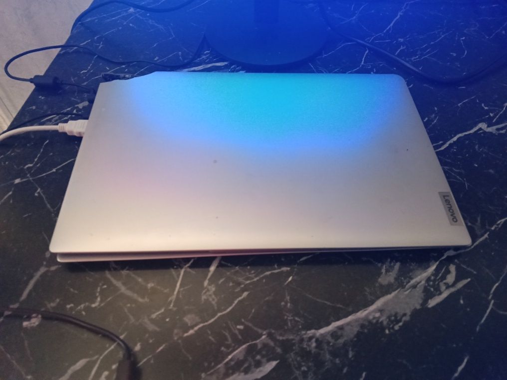 Lenovo IdeaPad 1 15amn7