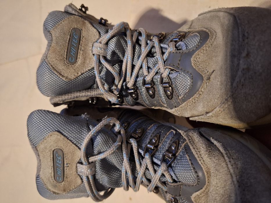 Bocanci Hi-Tec, mărimea 36, Talpic 23,5 cm