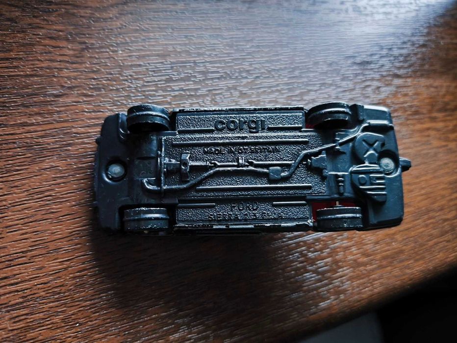 Machete auto Matchbox Corgi