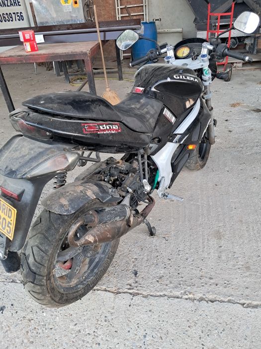Scuter Gilera DNA 50