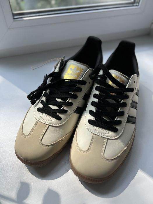 Кроссовки 43-44 рр