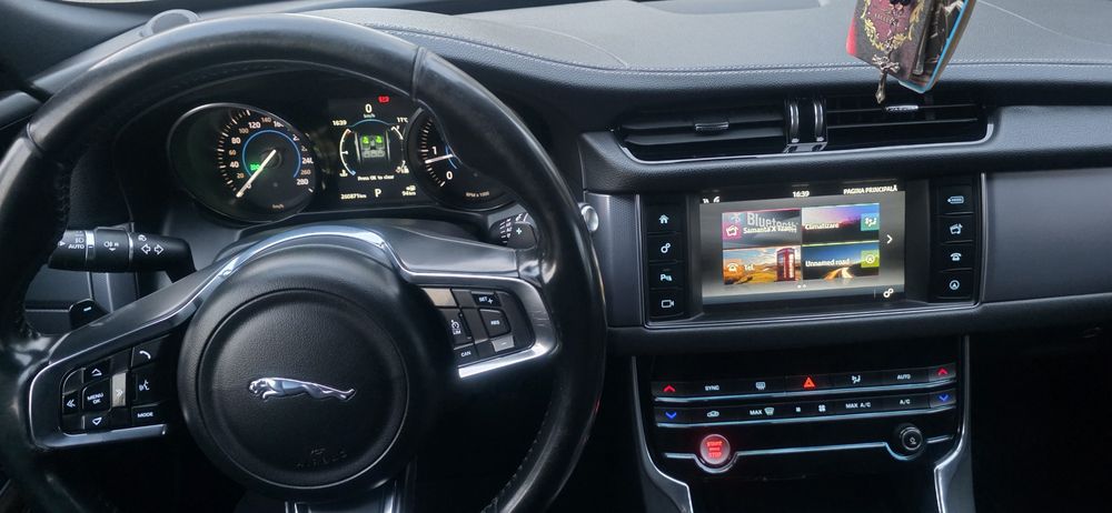 Jaguar XF 2016 • 2.0 Diesel 180CP