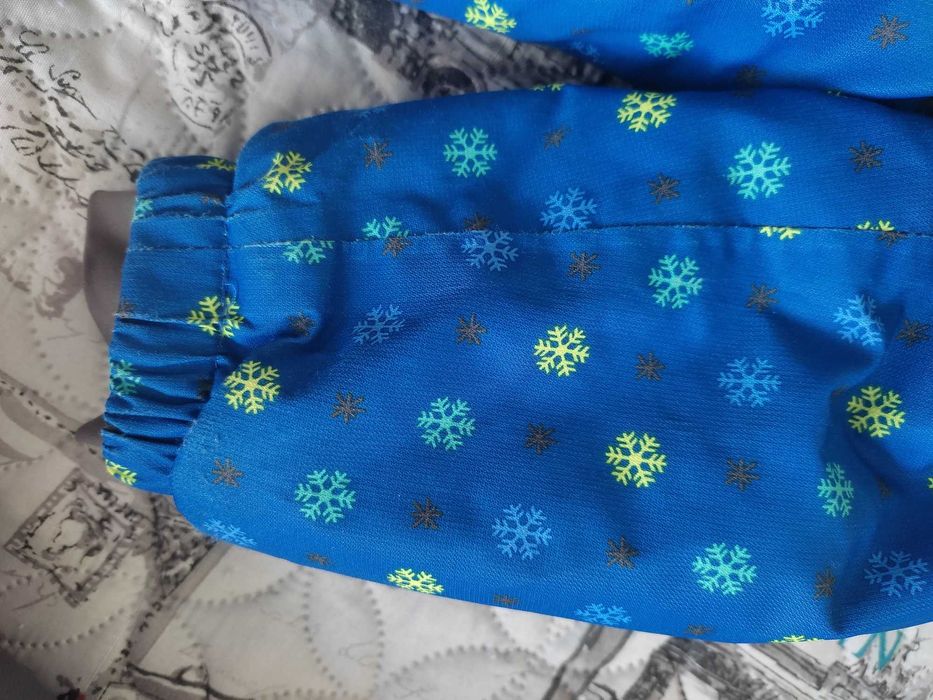 Детско зимно яке и гащеризон.