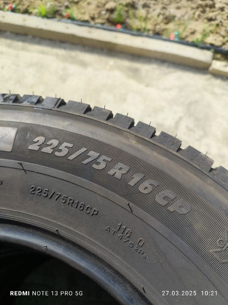 4 бр. 225/75/16 С бусови Летни гуми Michelin Дот 2022