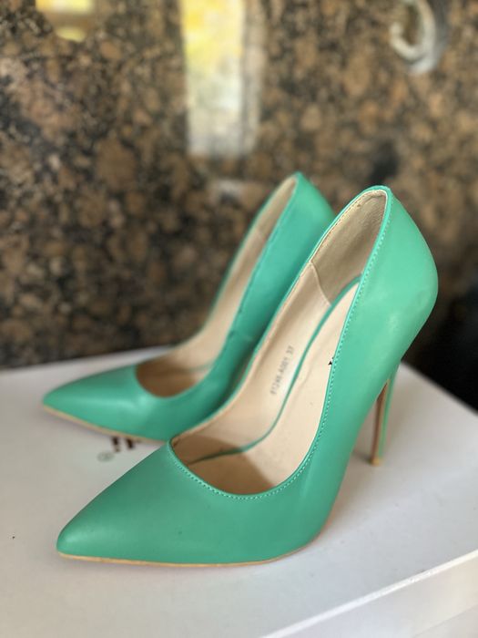 Дамски обувки на ток Botinelli