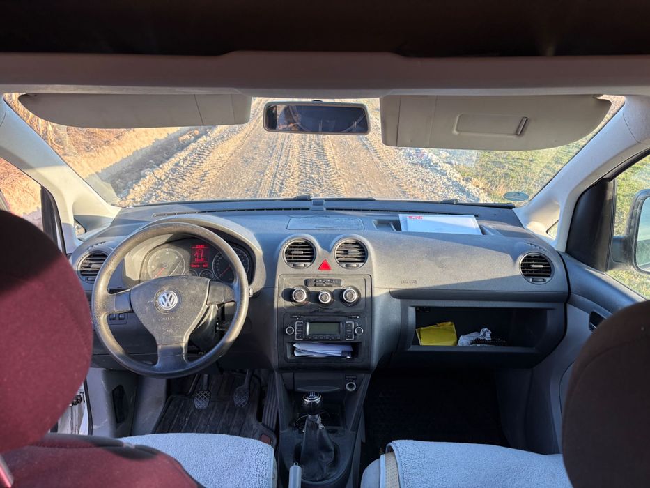 Vând urgent VW Caddy 1.9 TDI 4x4 105 cp