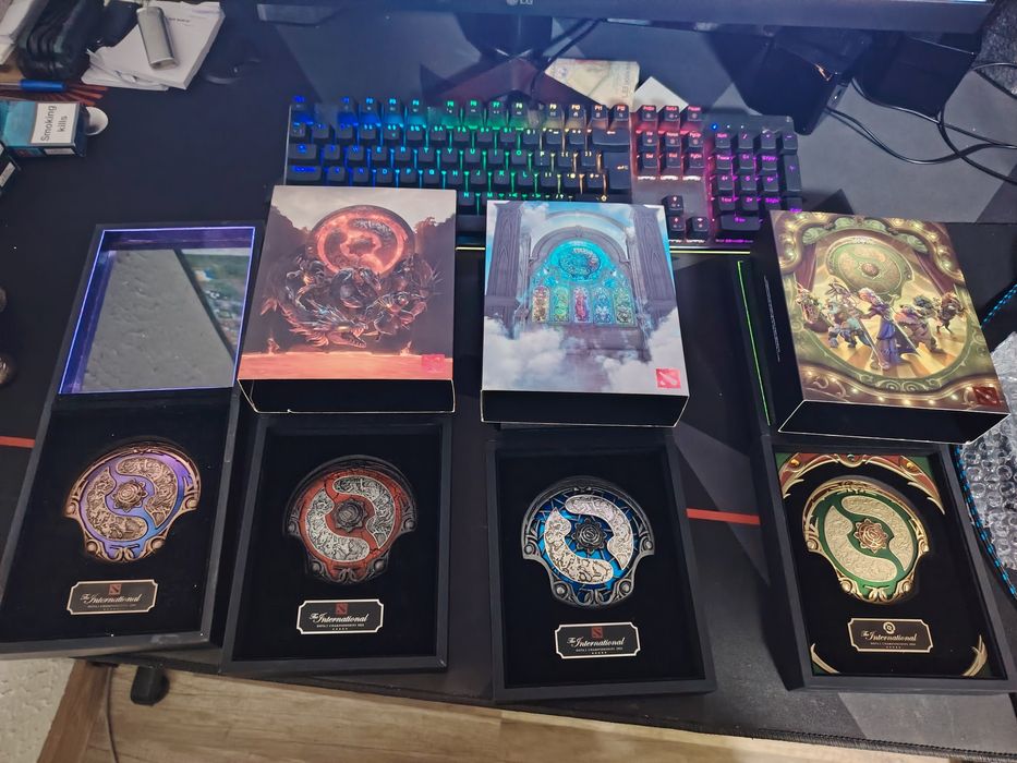 AEGIS COLLECTIBLE DOTA 2 AN 2019,2022,2023,2024