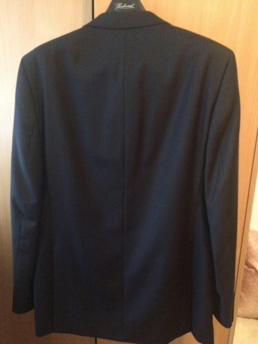 Costum Boulevard 100%lana marimea 46