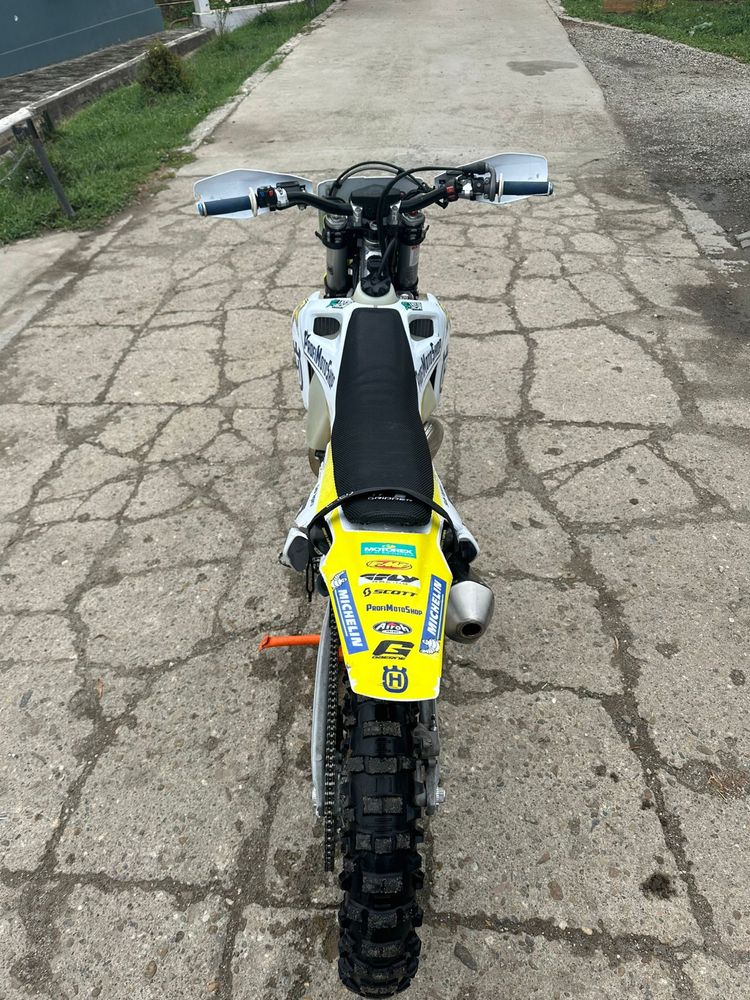 Husqvarna 300 2T 2022