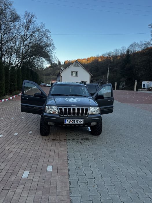 Vând Jeep Grand Cherokee 2.7