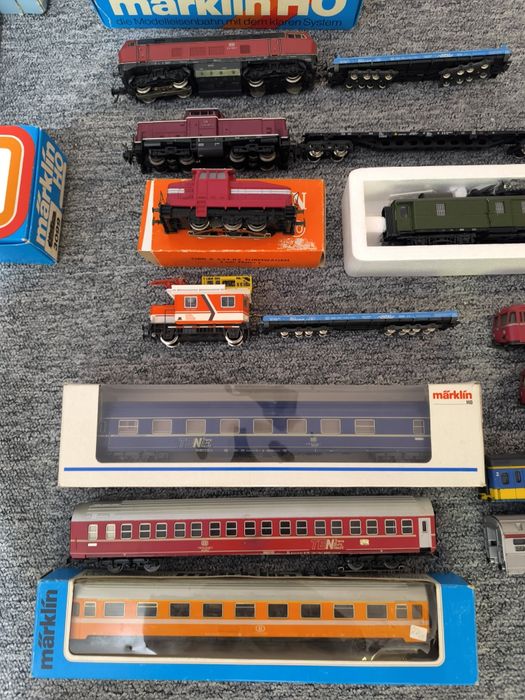 Locomotive si vagoane scara HO