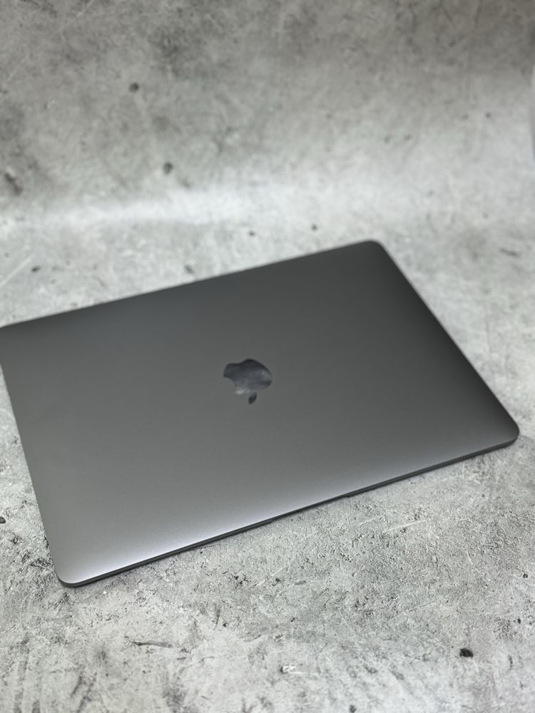 Apple Macbook Air 13 дюмов Караганда ул.Затаевича 77/3 лот 371758