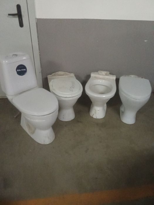 Унитазы рабочие'