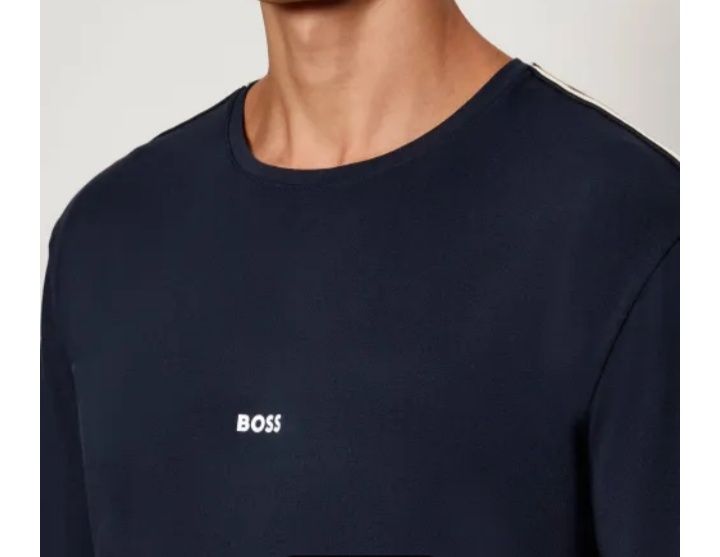 Tricou cu mânecă lungă BOSS.M și L.Originale.