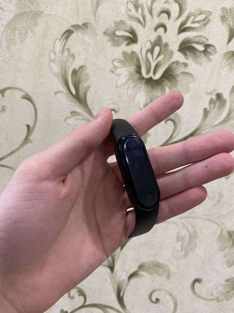 Продам Часы Mi band 5