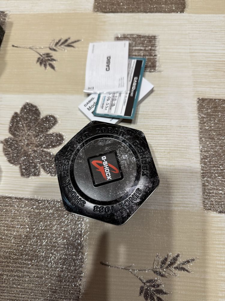 Часовник G shock черен