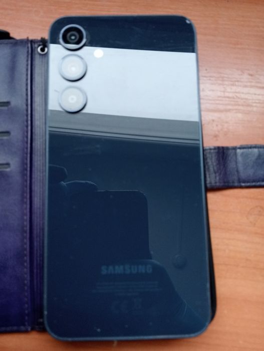 Продам телефон Samsung A35