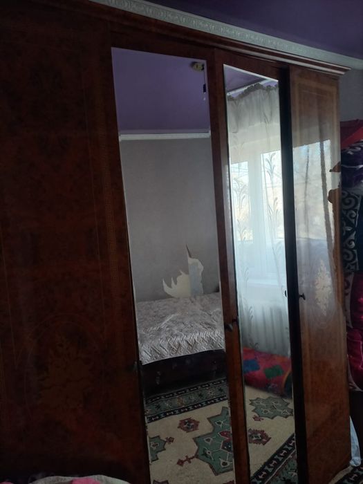 Продам шкаф и кровать