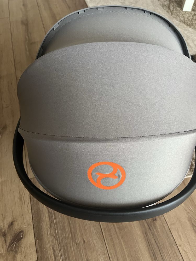 Стол за кола Cloud G I-Size Lava Grey CYBEX
