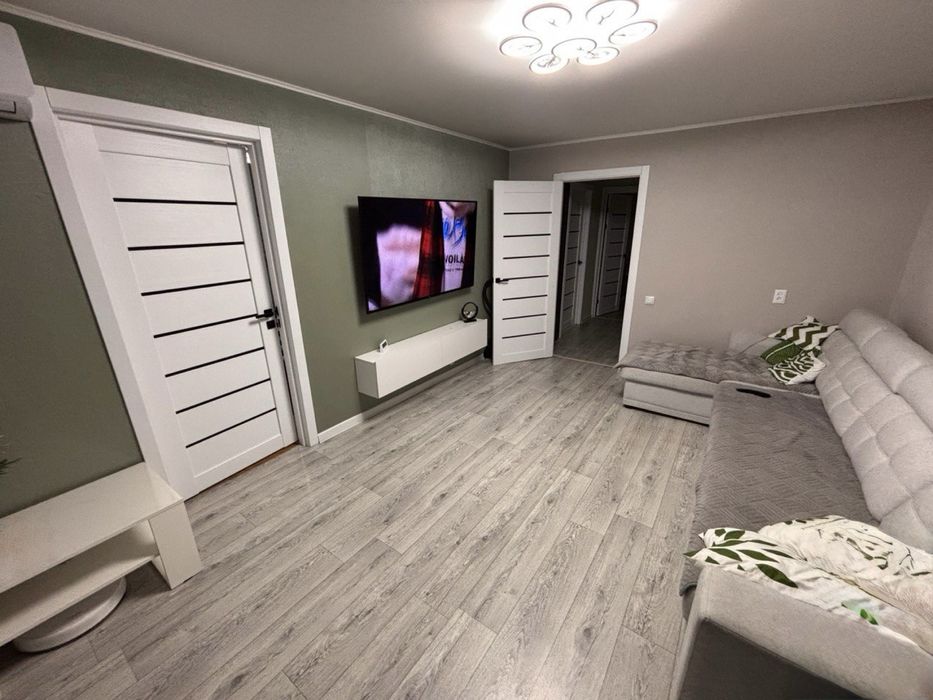 Продам 3-х комнатную р-н Западный