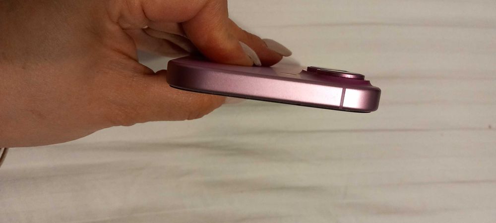 Vand I phone 16 roz perfecta stare 256GB,nou