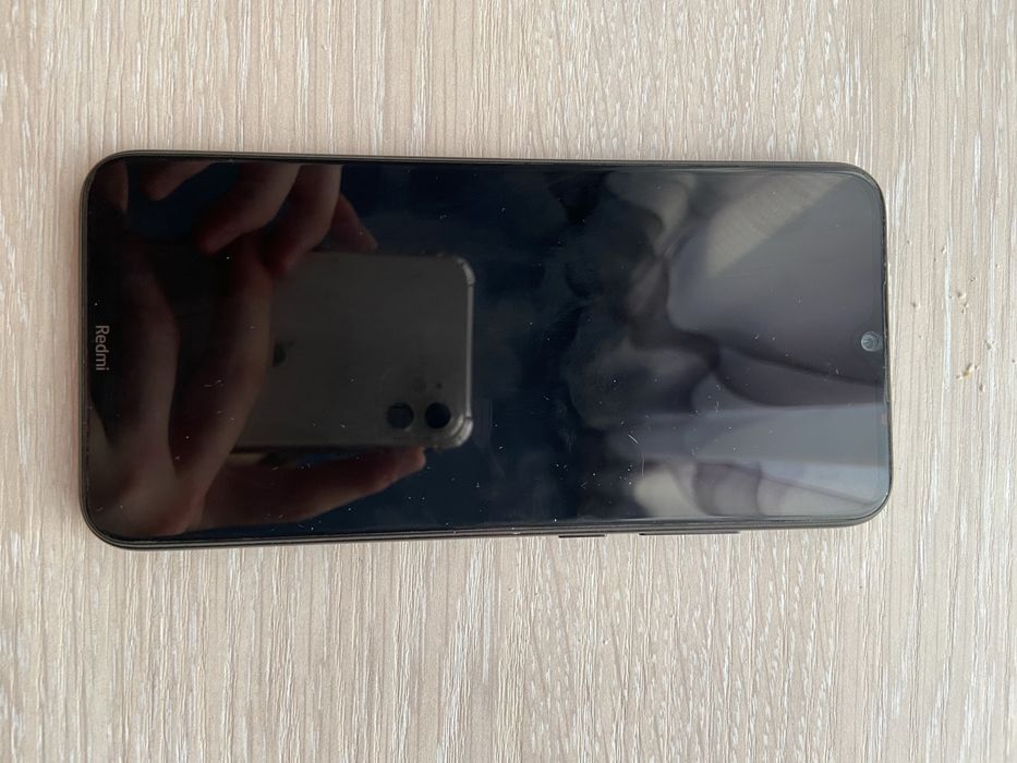 Телефон Redmi note 8