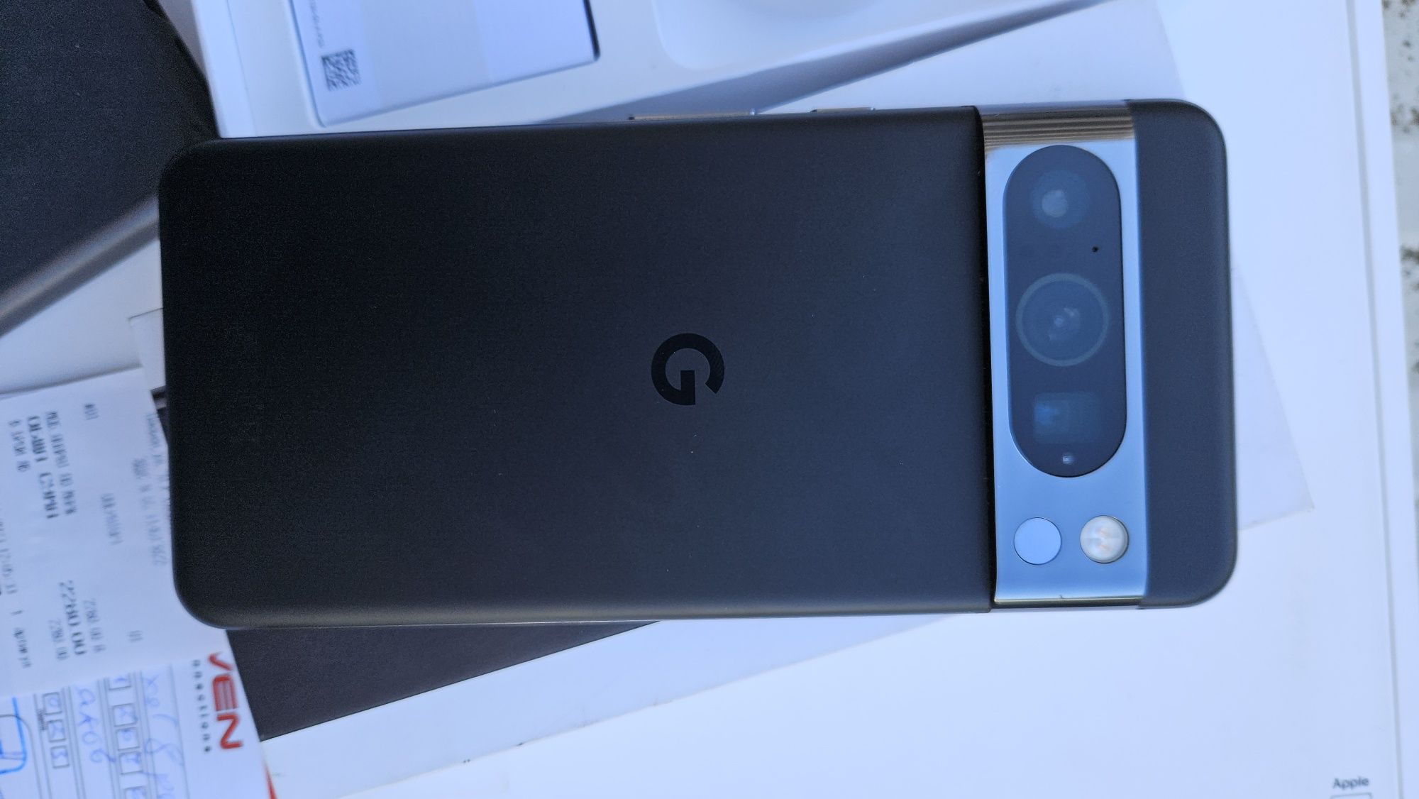Google Pixel 8 Pro 128GB 12GB RAM с гаранция