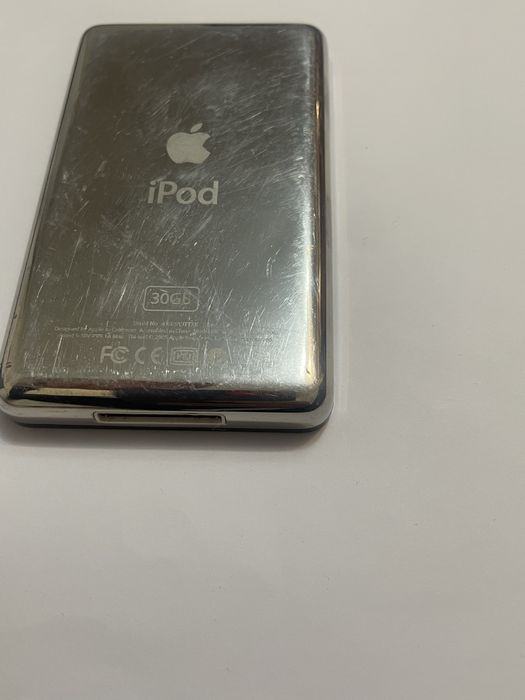 Apple iPod gen a V-a A1136 30 Gb