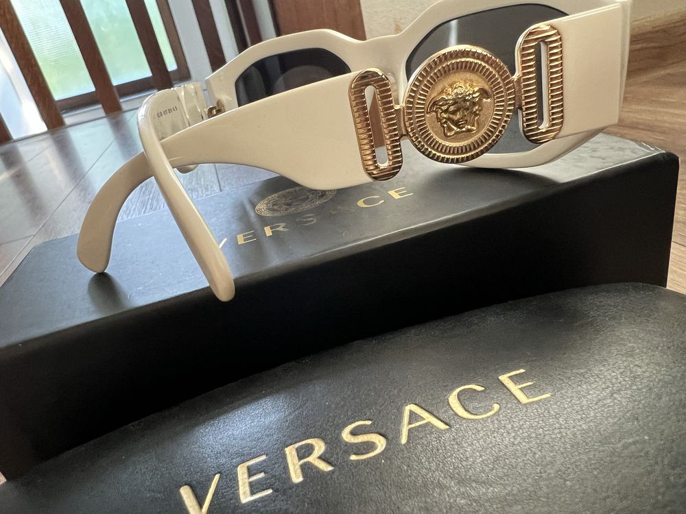 Ochelari de soare Versace Medusa - originali