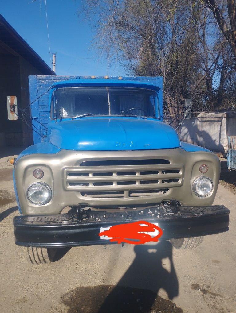 Zil 130 xolati zoʻr