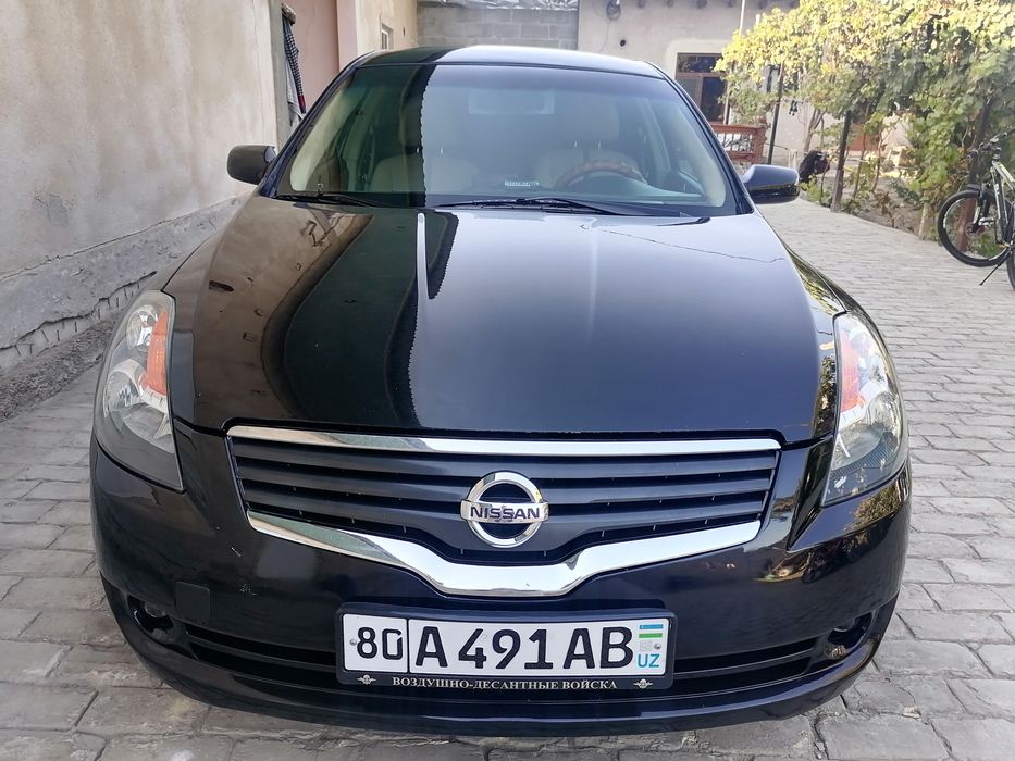 Авто ниссан алтима 2008 2.5л сотилади соат 9.00 дан 21.00 гача тел и