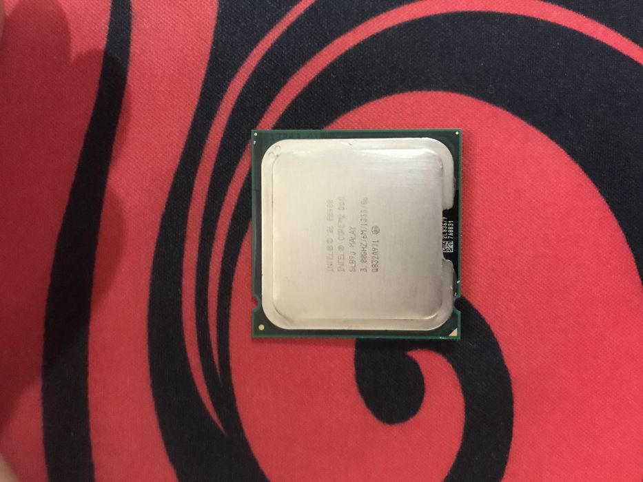 Процессор Intel Core 2 Duo E8400 LGA775/ 2 ядра , 2 потока