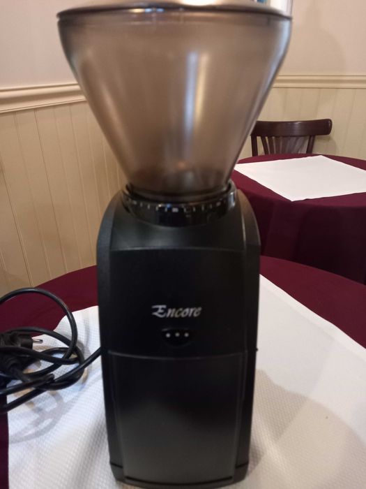Кофемолка Encore Baratza в отличном состоянии, недорого