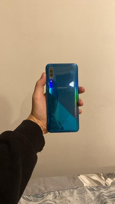Продам Samsung a30S