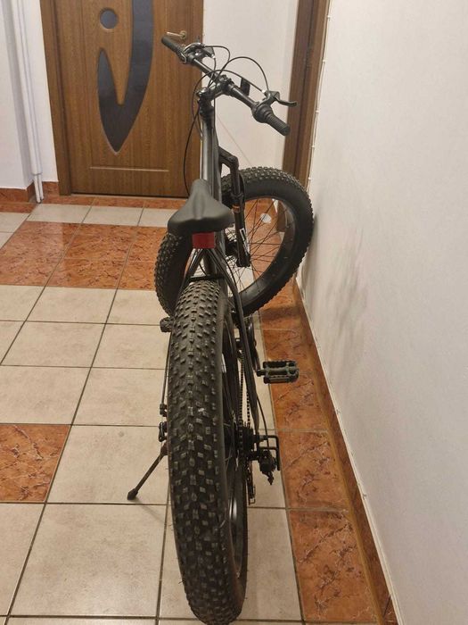 Bicicleta FAT MTB 26 INCH cu anvelopa extra lite 4.0