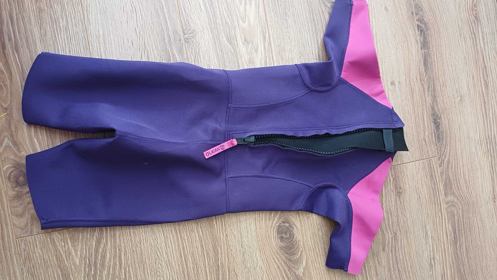 Детски неопрен за момиче 125- 132 см