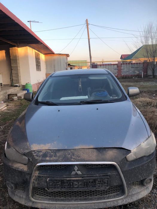 Митсубиси лансер 10 на запчасти
