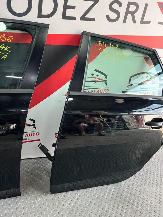 Usa/Portiera Stanga Fata-Spate Completa Audi A4 B8 Break