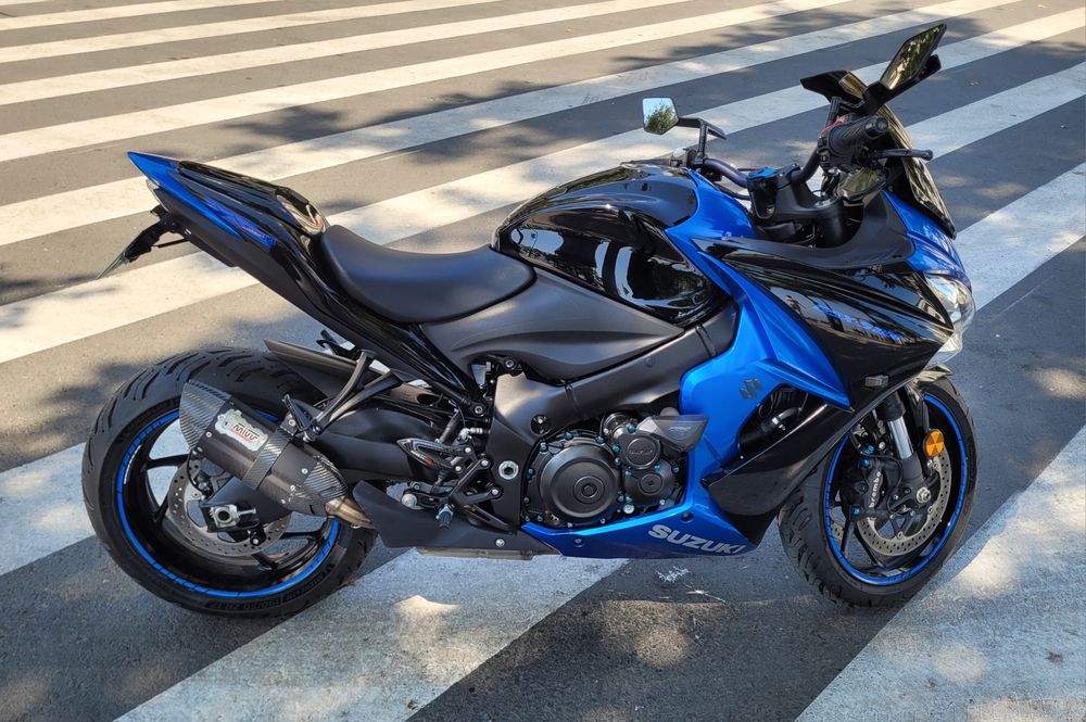 Suzuki GSX-S 1000f