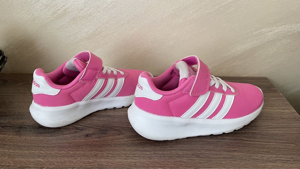 Маратонки Adidas
