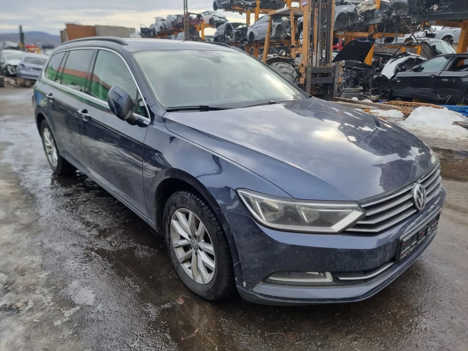 dezmembrez VW Passat B8 an 2016, motor 2.0 tdi 150cp cod CRLB, cutie de viteze automata cod QMM