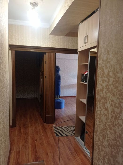 Юнусабад 4 квартал  Продается квартира  3/3/4