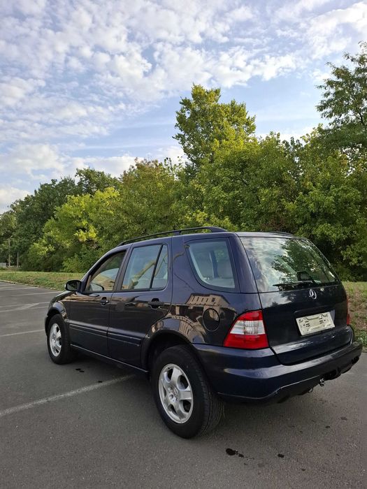 Mercedes-Benz ML 2.7 CDi 163 Cp 2003 Manual