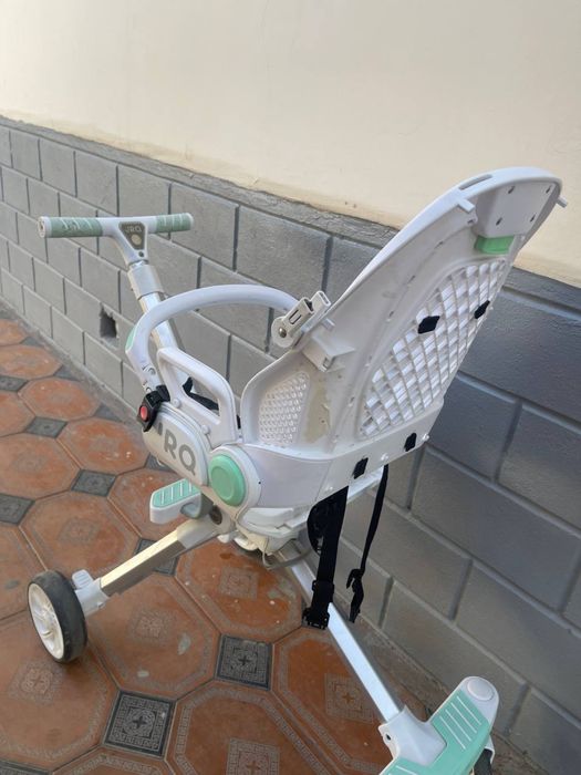 Детская прогулочная коляска-трость (легкая, складная)