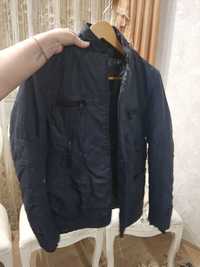 Демисезонная куртка размер м 12-13 лет