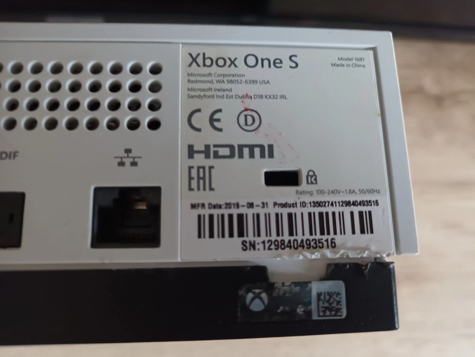 Xbox one 5, stare buna, 1 Tb